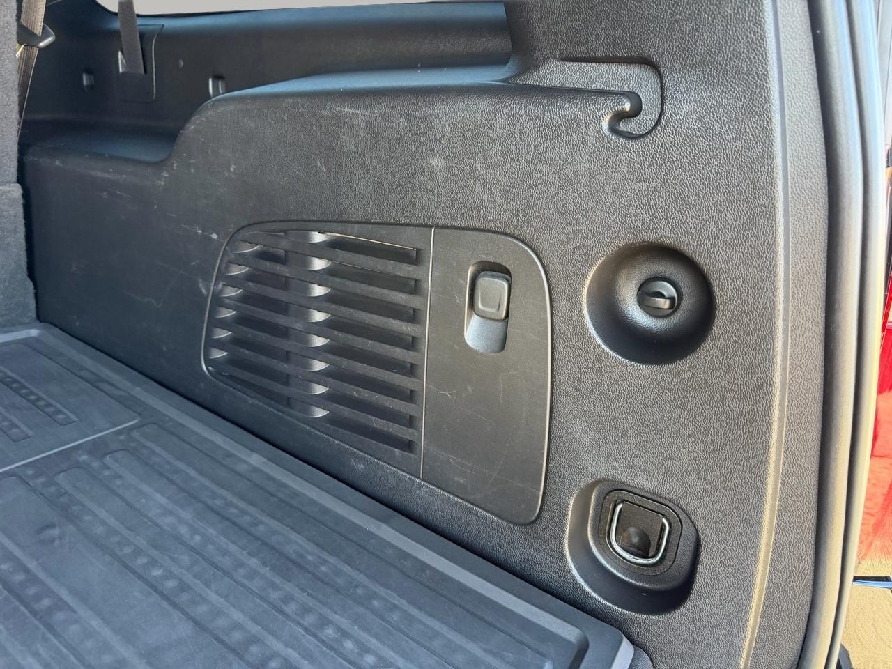 Chevrolet Suburban LT 2WD 2020