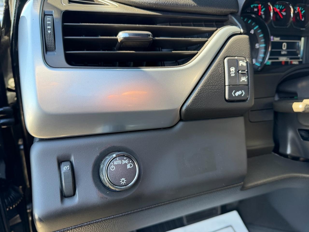 Chevrolet Suburban LT 2WD 2020