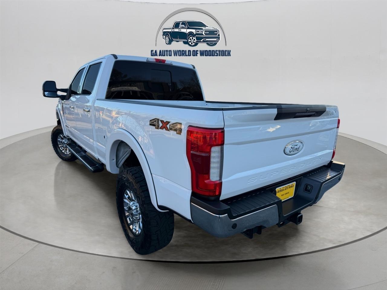 Ford F-250 SD Lariat Crew Cab 4WD 2019