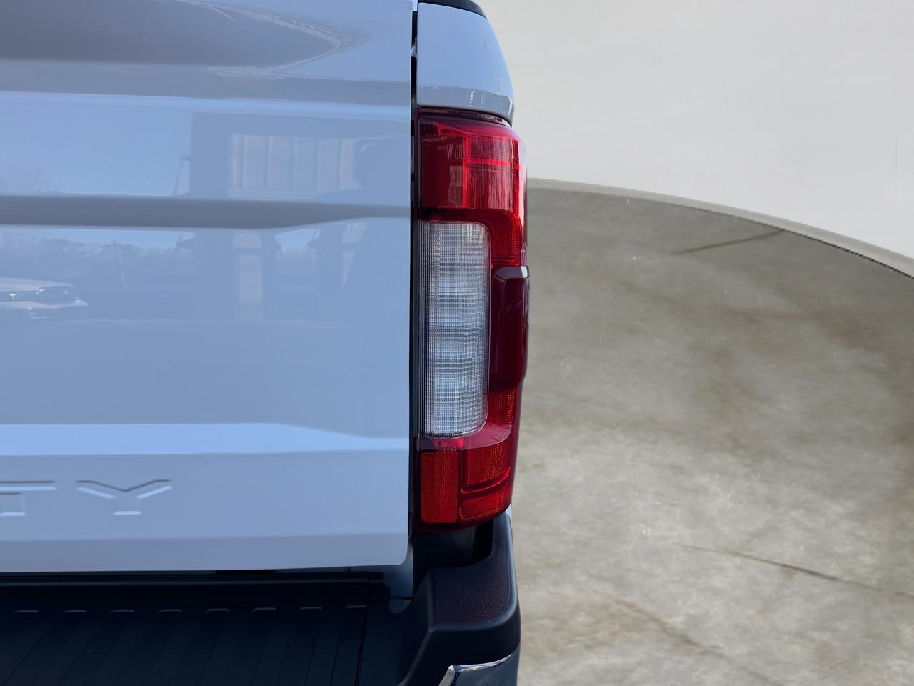 Ford F-250 SD Lariat Crew Cab 4WD 2019