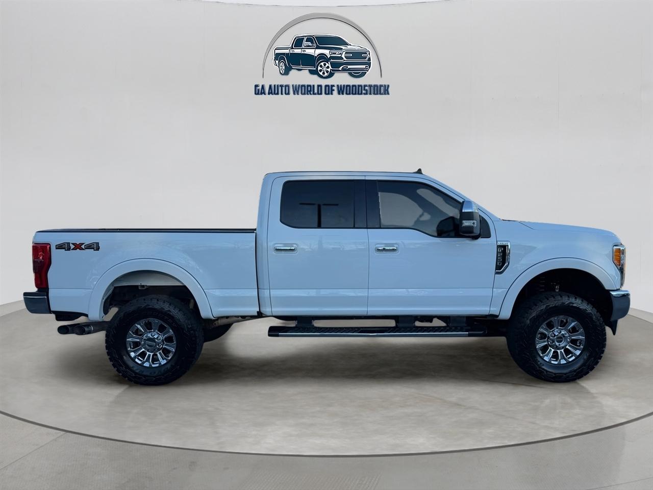 Ford F-250 SD Lariat Crew Cab 4WD 2019