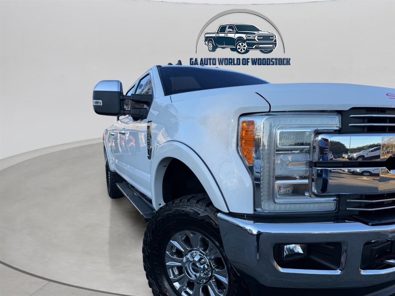 Ford F-250 SD Lariat Crew Cab 4WD 2019