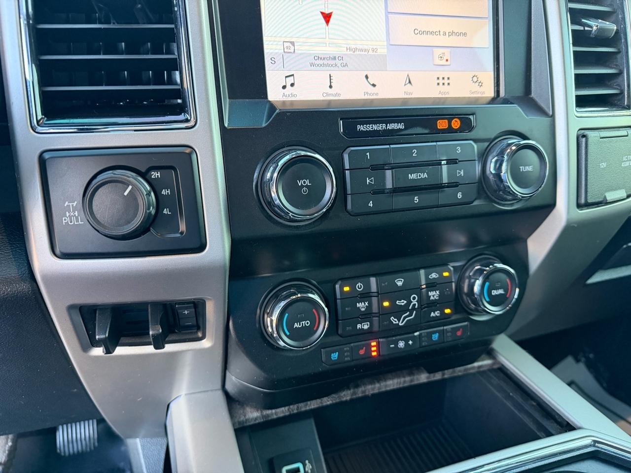 Ford F-250 SD Lariat Crew Cab 4WD 2019