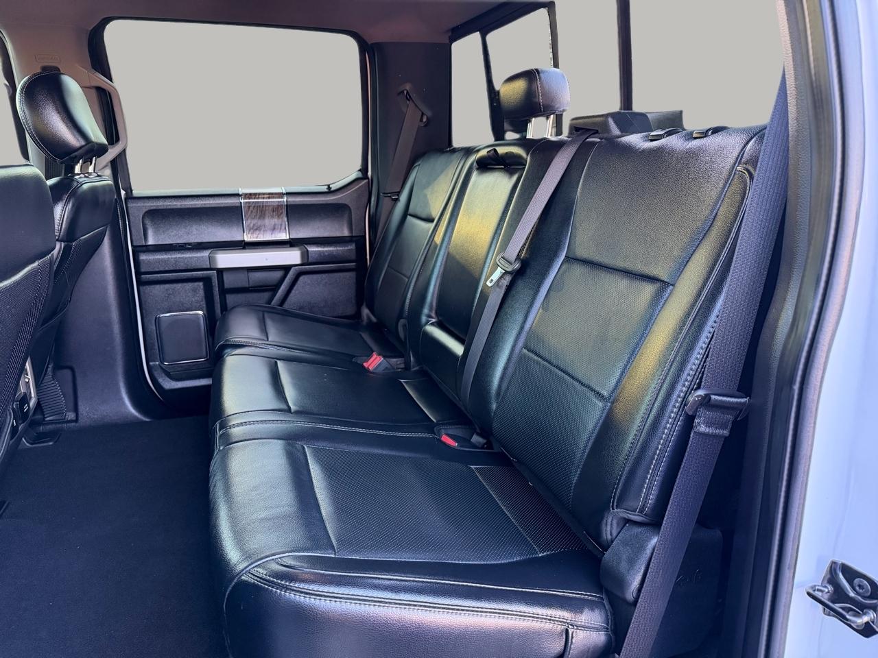 Ford F-250 SD Lariat Crew Cab 4WD 2019