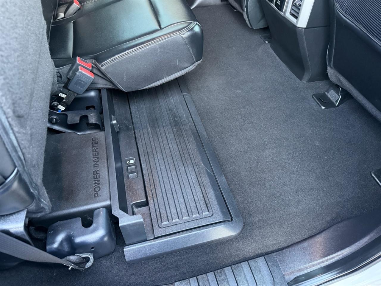 Ford F-250 SD Lariat Crew Cab 4WD 2019