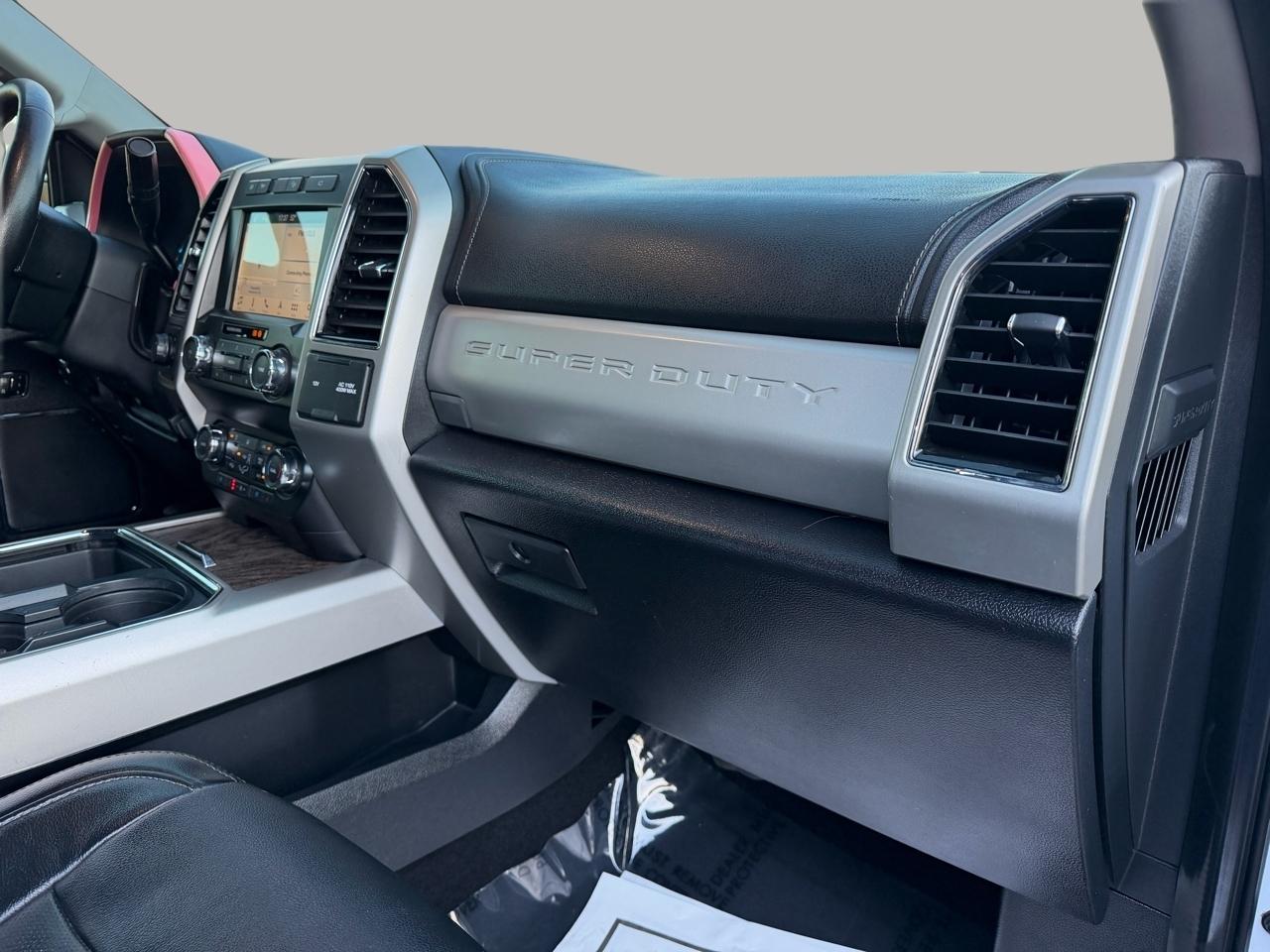 Ford F-250 SD Lariat Crew Cab 4WD 2019