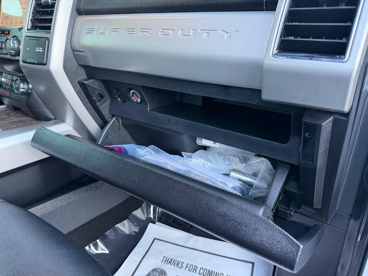 Ford F-250 SD Lariat Crew Cab 4WD 2019