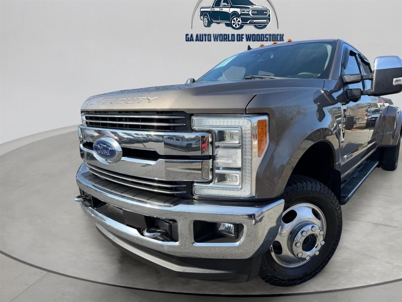 Ford F-350 SD Lariat Crew Cab Long Bed DRW 4WD 2019