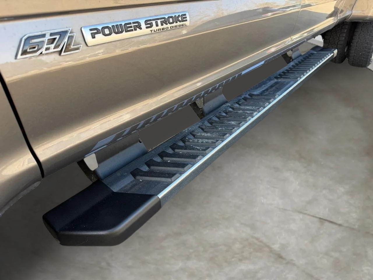 Ford F-350 SD Lariat Crew Cab Long Bed DRW 4WD 2019