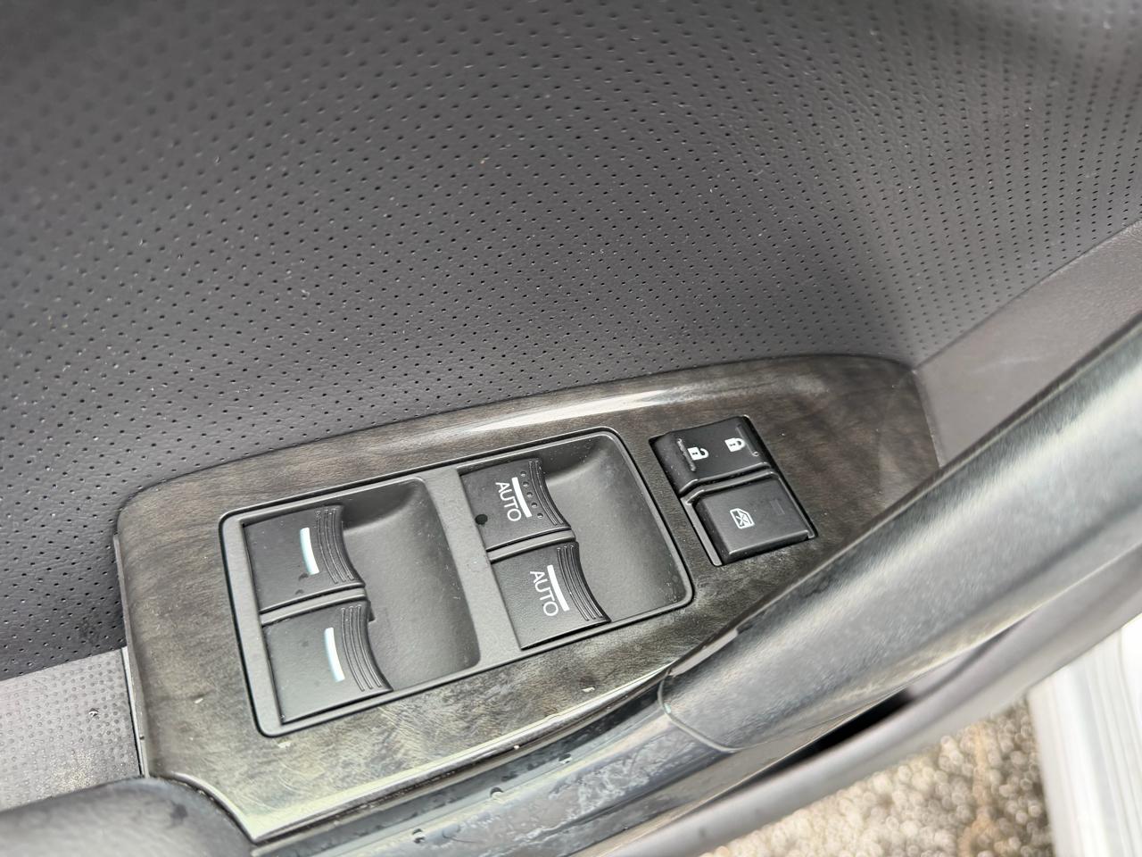 Acura TSX 4dr Sdn Auto 2013