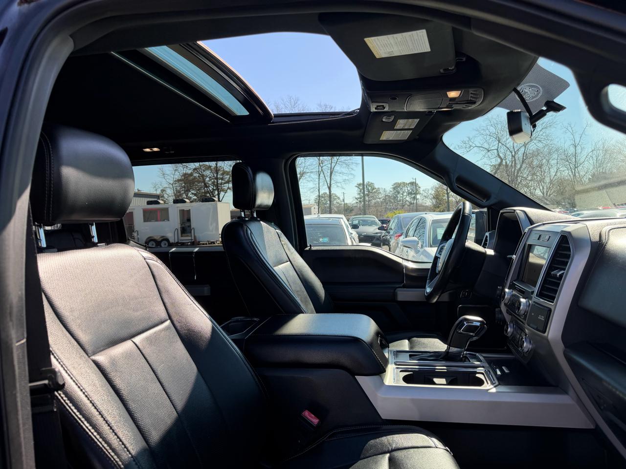 Ford F-150 Lariat SuperCab 4WD 2018