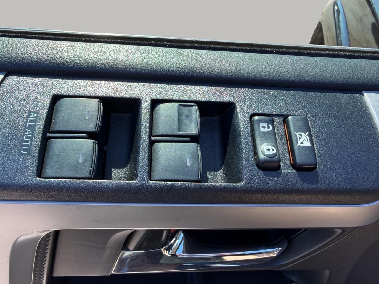 Toyota 4Runner Limited 2WD V6 2015