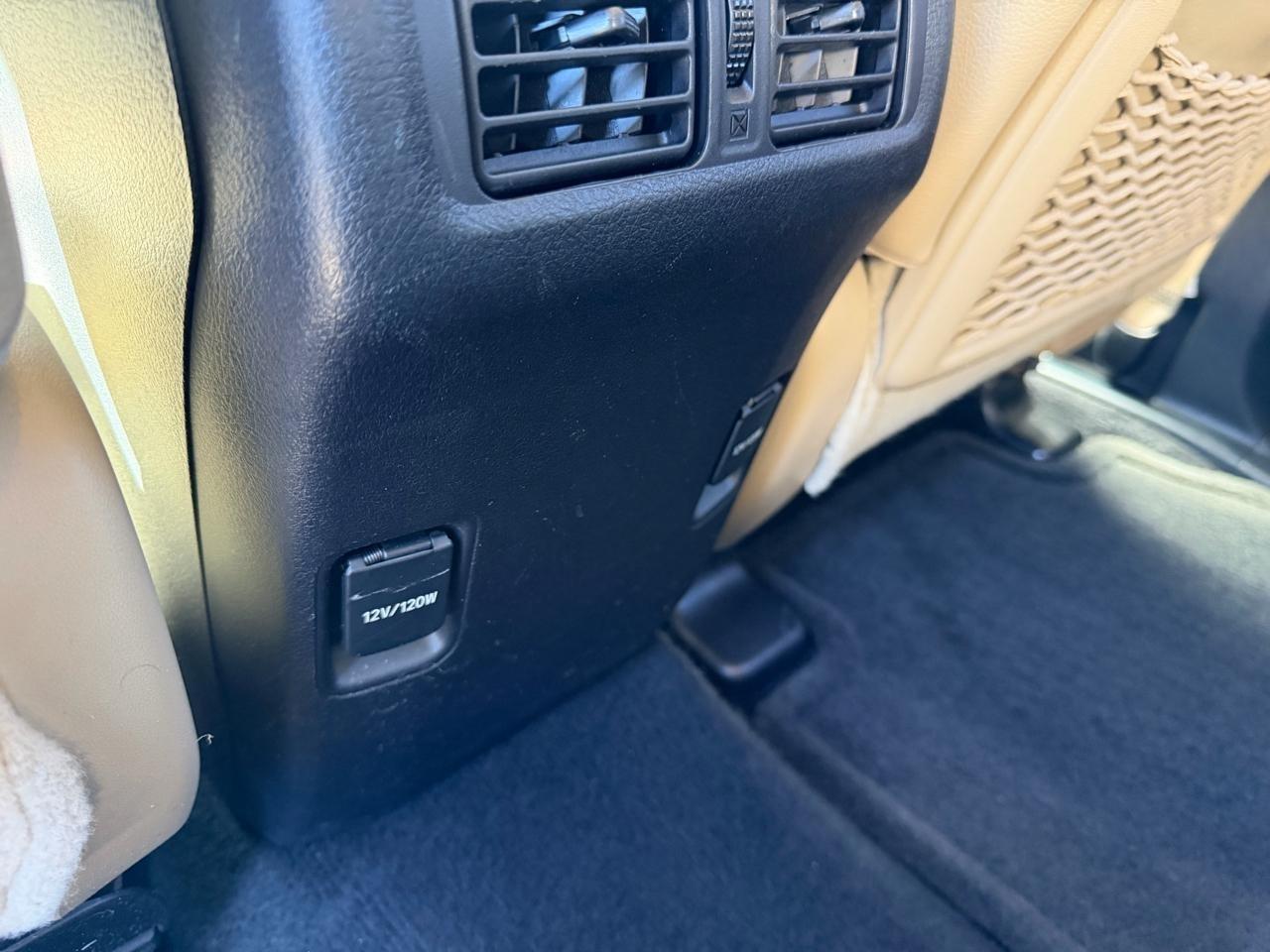 Toyota 4Runner Limited 2WD V6 2015