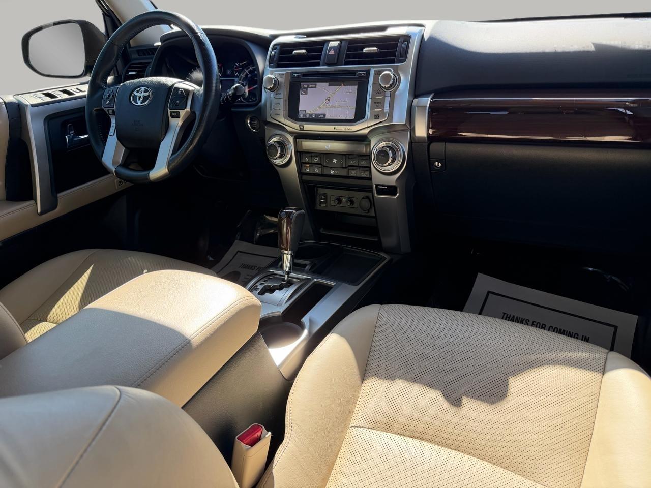 Toyota 4Runner Limited 2WD V6 2015