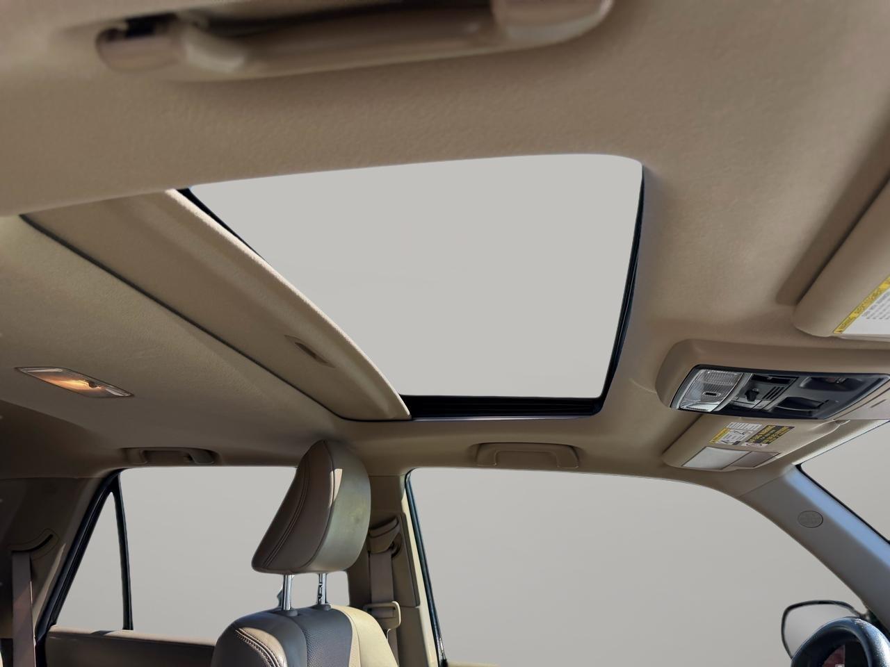 Toyota 4Runner Limited 2WD V6 2015