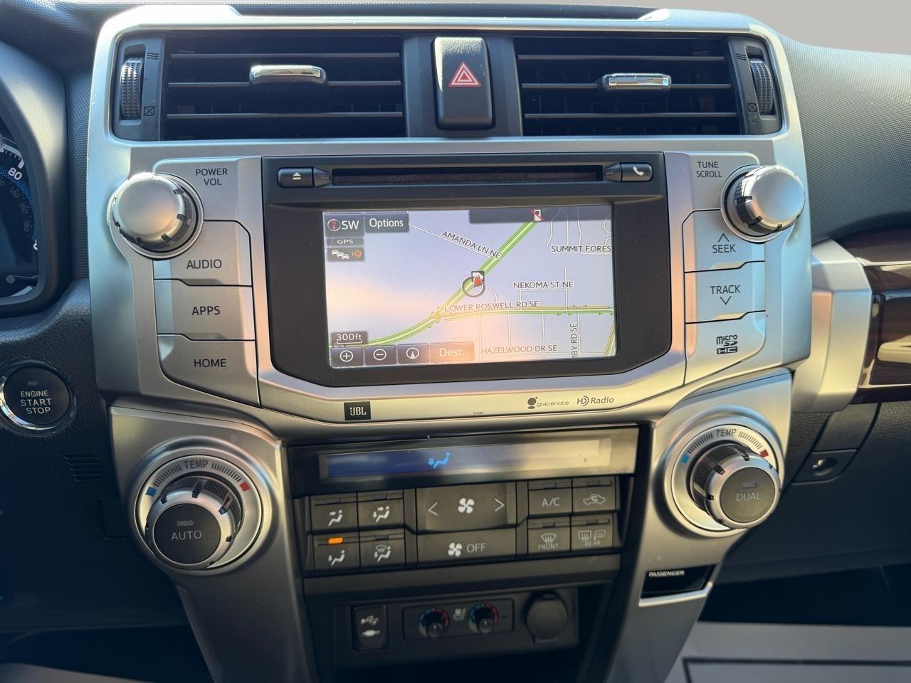 Toyota 4Runner Limited 2WD V6 2015