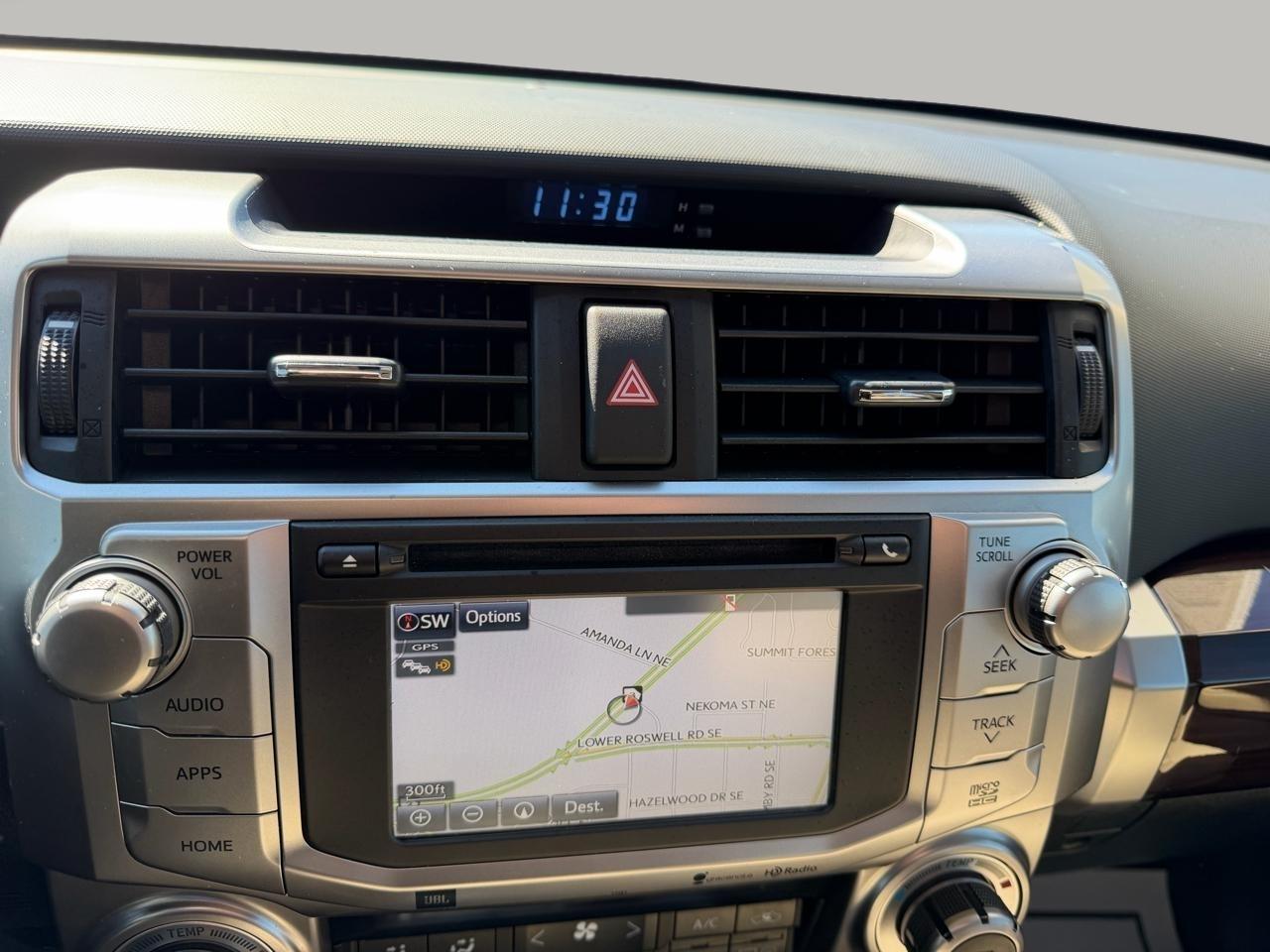 Toyota 4Runner Limited 2WD V6 2015