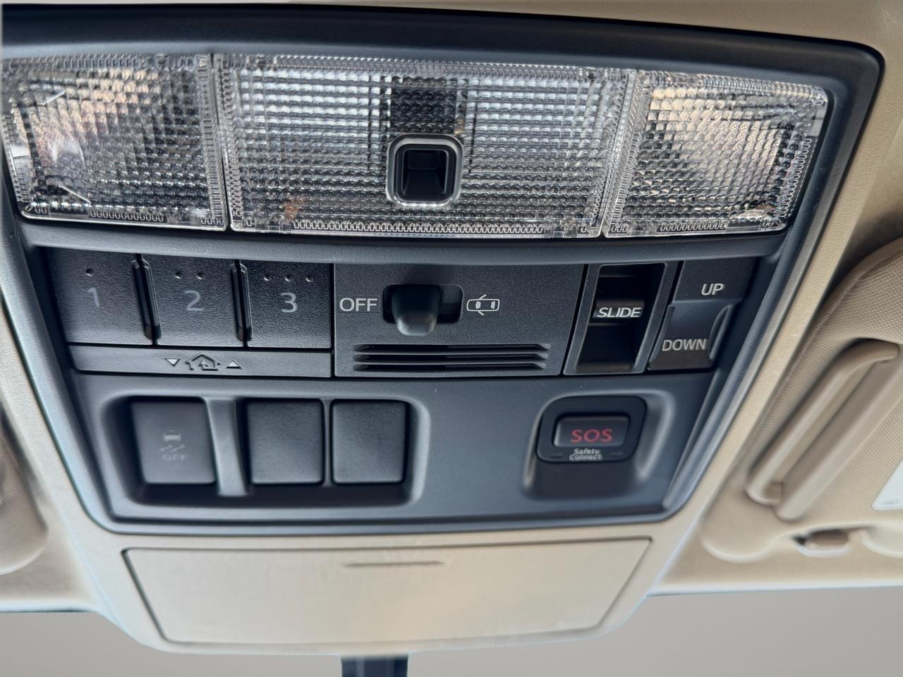 Toyota 4Runner Limited 2WD V6 2015