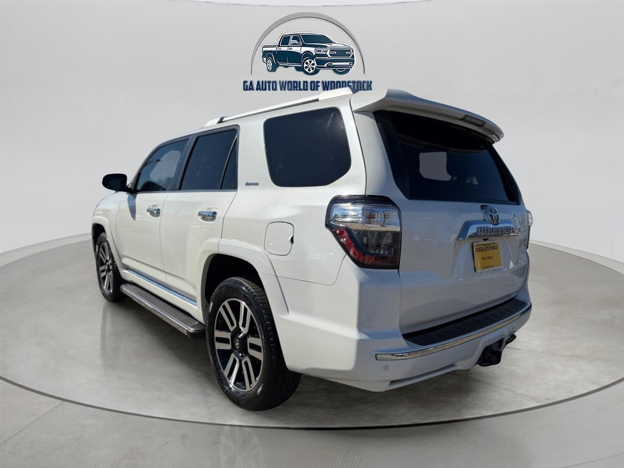 Toyota 4Runner Limited 4WD 2016