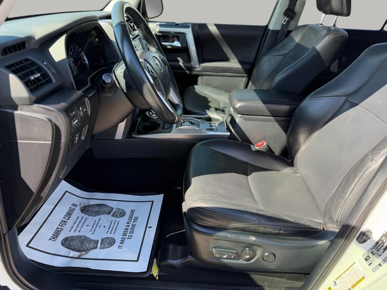 Toyota 4Runner Limited 4WD 2016