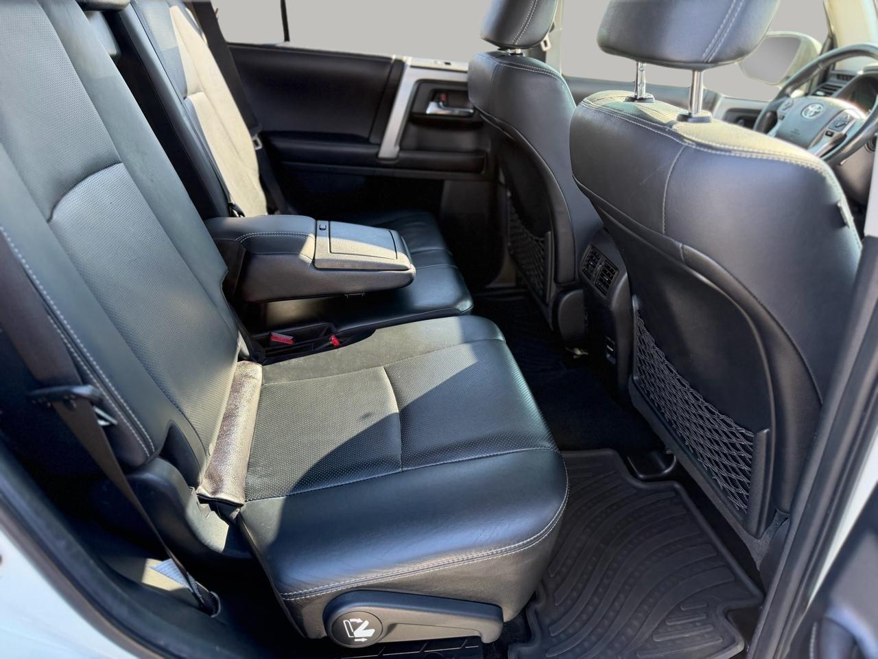 Toyota 4Runner Limited 4WD 2016