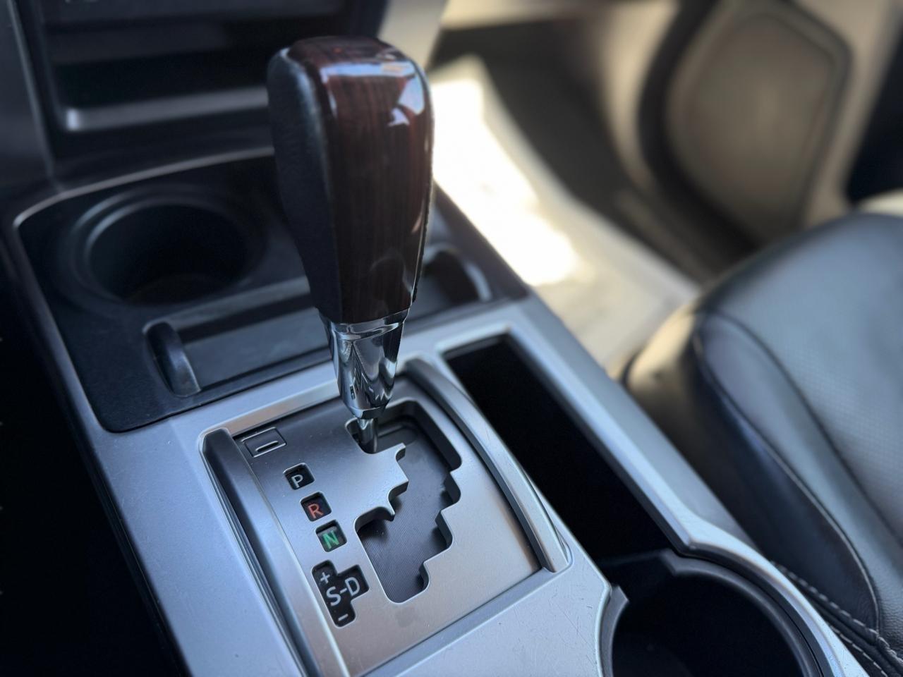 Toyota 4Runner Limited 4WD 2016