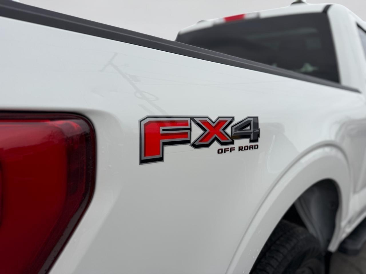 Ford F-150 Lariat SuperCab 4WD 2023