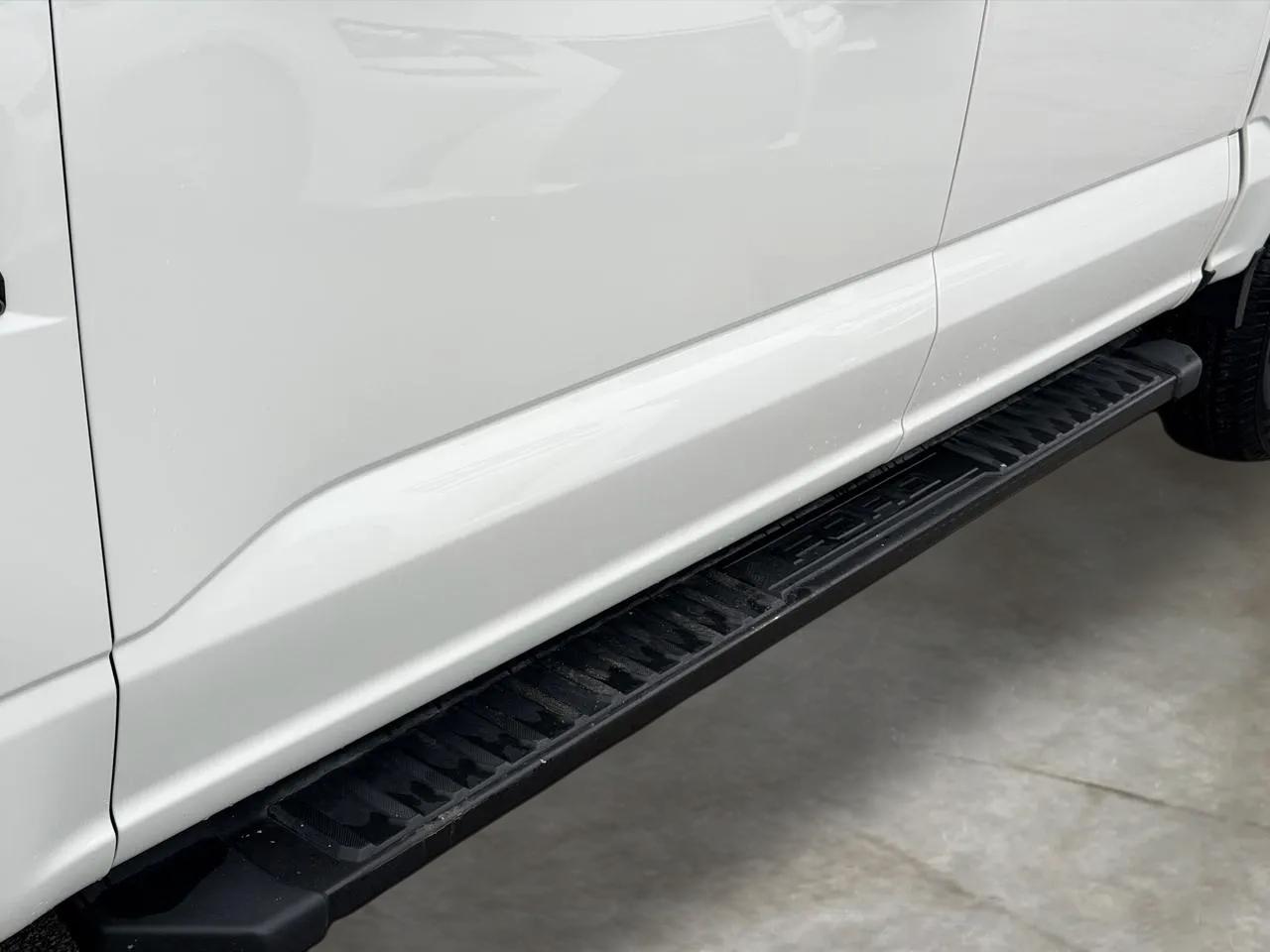 Ford F-150 Lariat SuperCab 4WD 2023