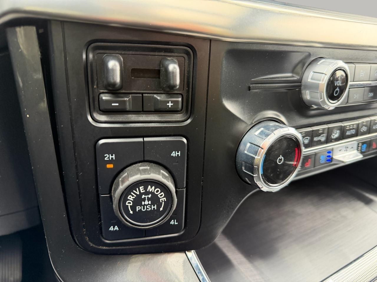 Ford F-150 Lariat SuperCab 4WD 2023