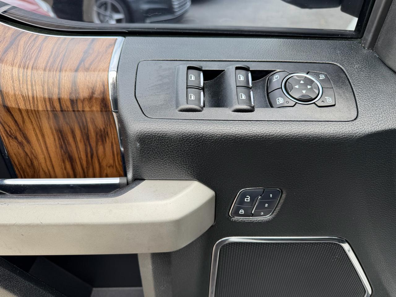 Ford F-150 Lariat SuperCrew 4WD 2018