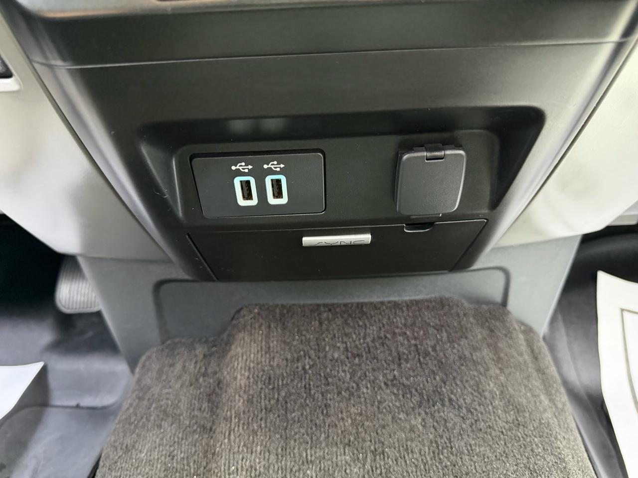 Ford F-150 Lariat SuperCrew 4WD 2018