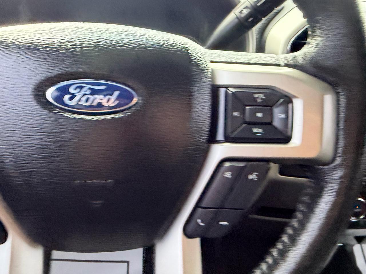 Ford F-150 Lariat SuperCrew 4WD 2018