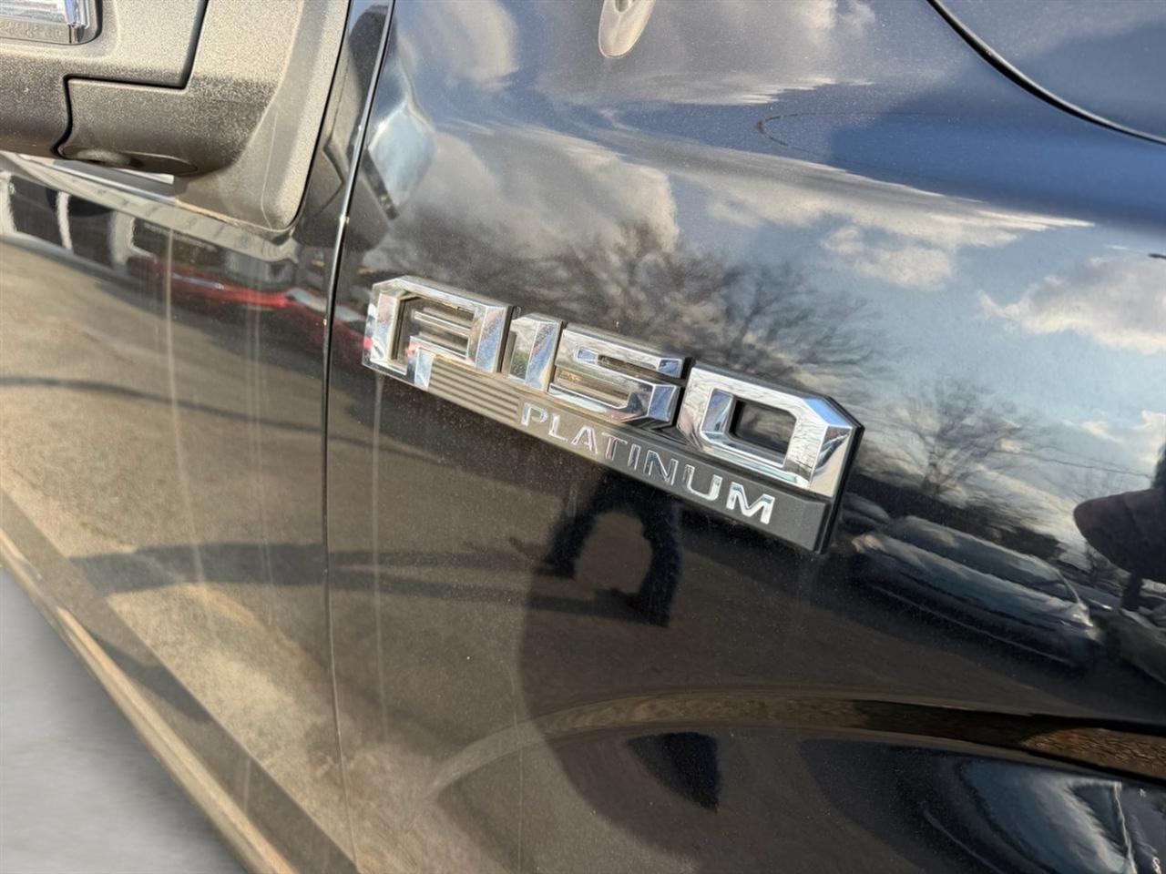 Ford F-150 Lariat SuperCrew 5.5-ft. Bed 4WD 2020