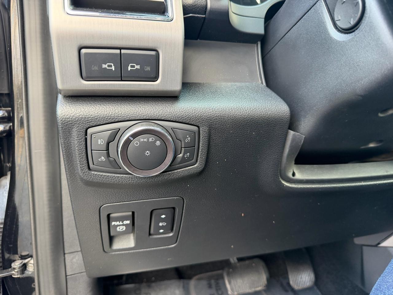 Ford F-150 Lariat SuperCrew 5.5-ft. Bed 4WD 2020