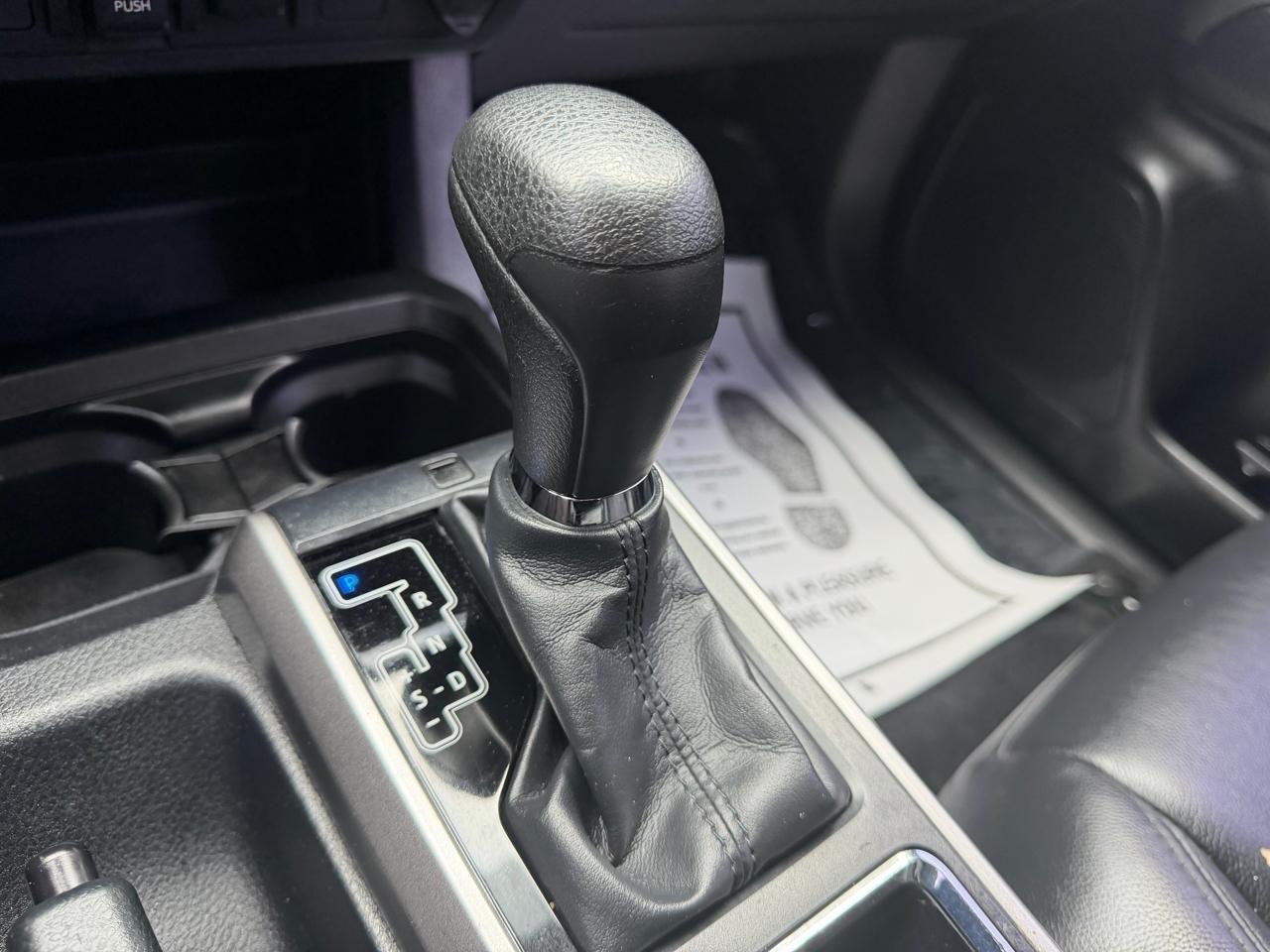 Toyota Tacoma SR5 Double Cab 2020