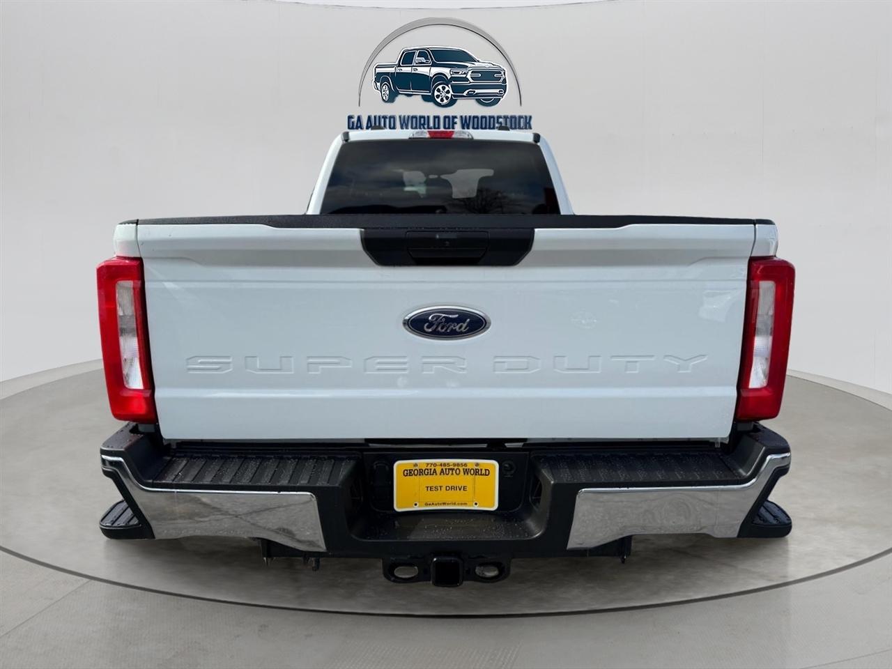 Ford F-250 SD FX4 Crew Cab Long Bed 4WD 2024