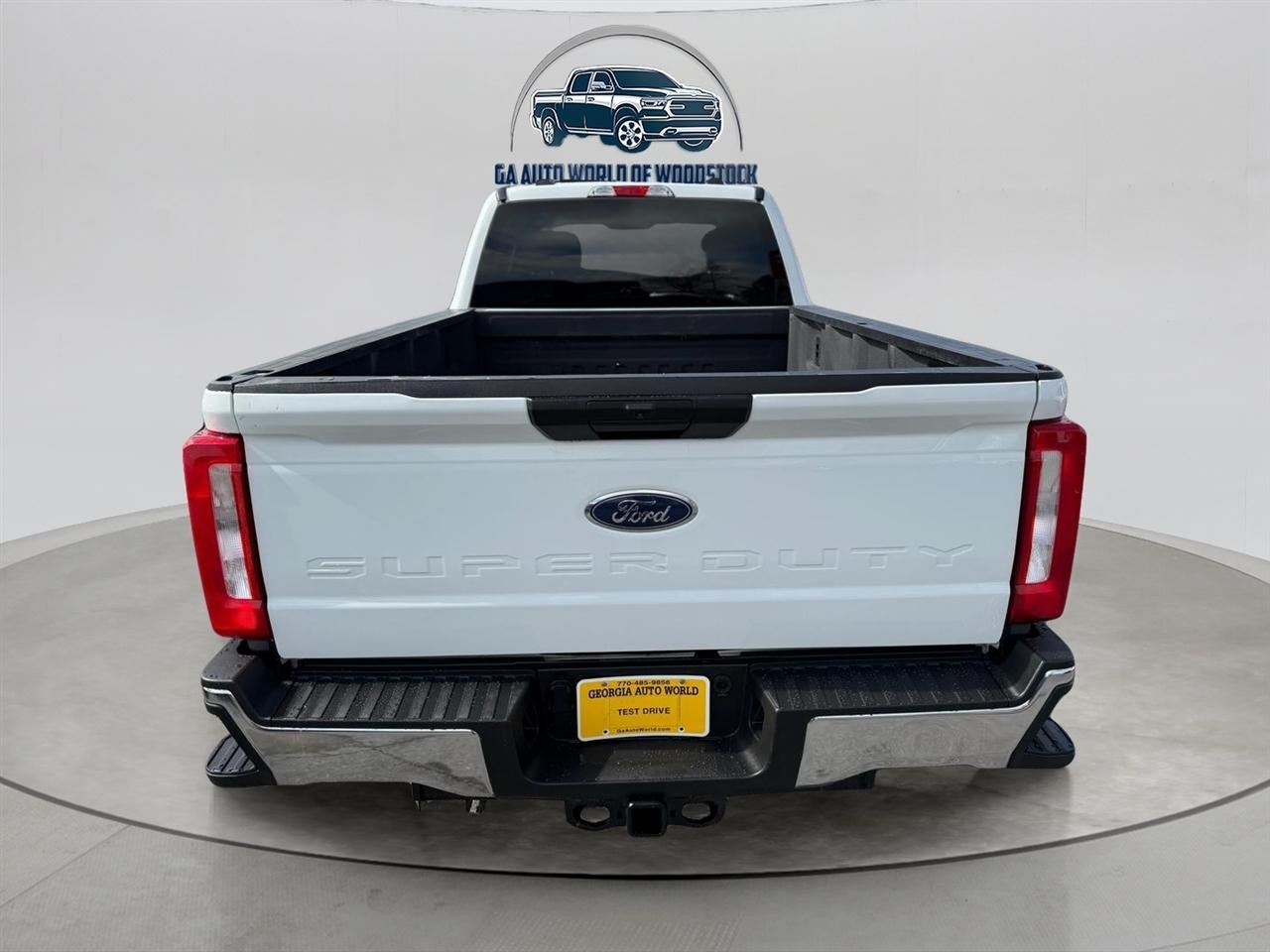 Ford F-250 SD FX4 Crew Cab Long Bed 4WD 2024