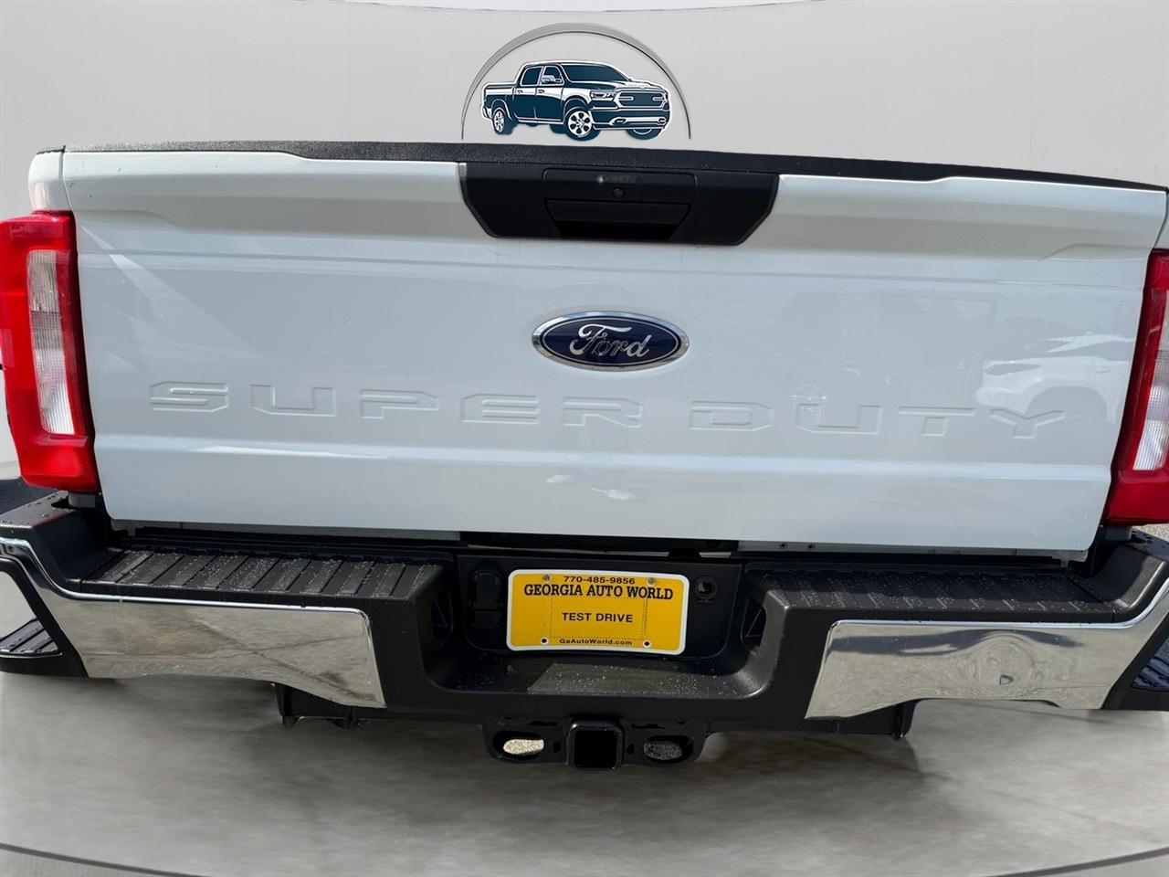 Ford F-250 SD FX4 Crew Cab Long Bed 4WD 2024