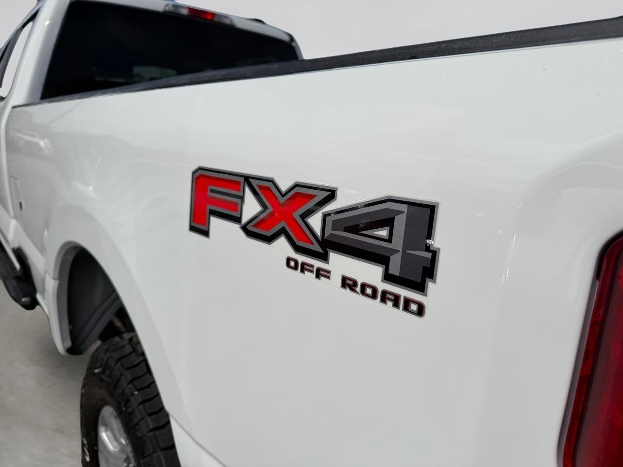 Ford F-250 SD FX4 Crew Cab Long Bed 4WD 2024