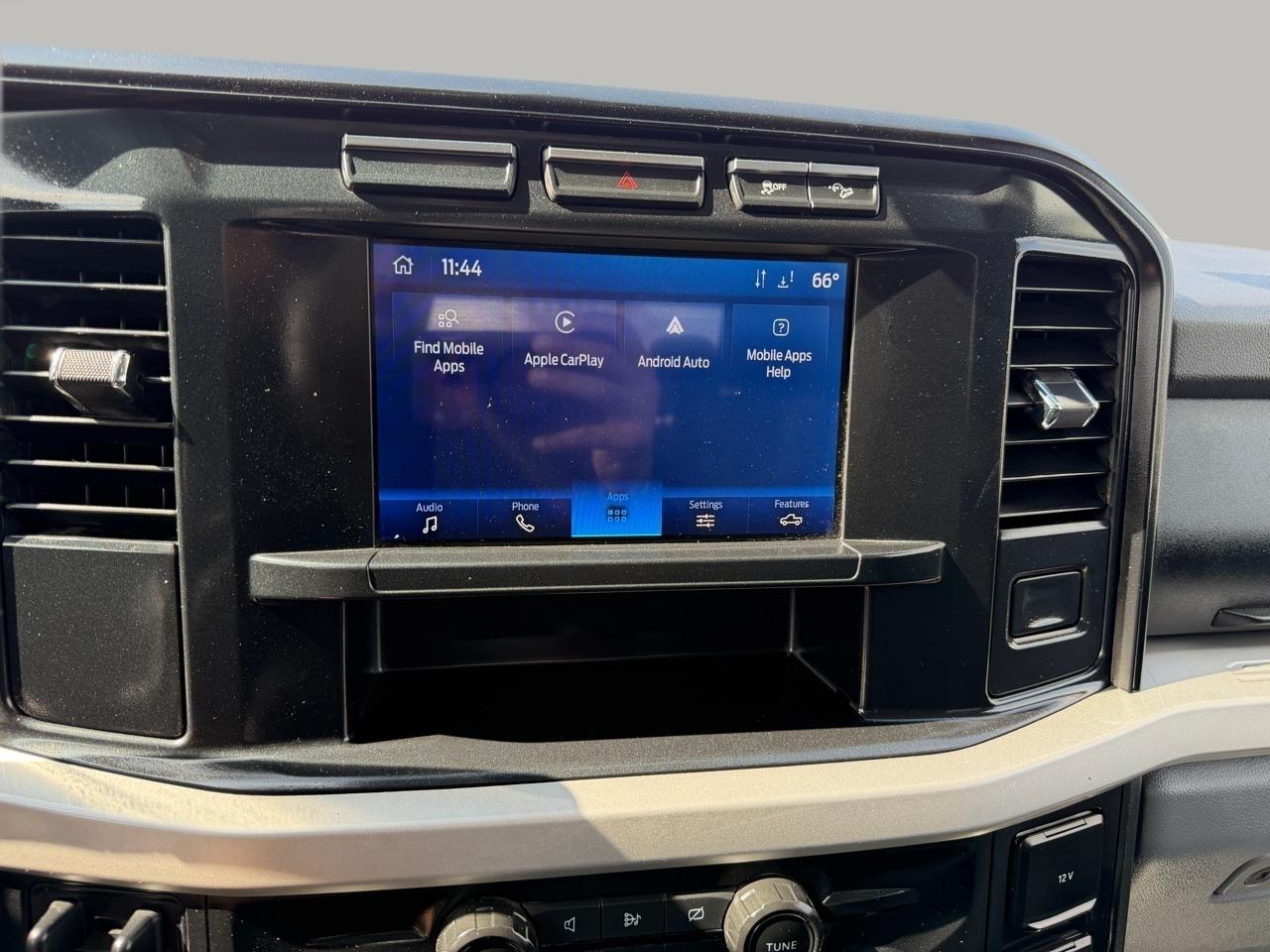 Ford F-250 SD FX4 Crew Cab Long Bed 4WD 2024