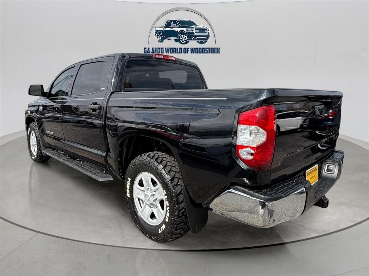 Toyota Tundra SR5 5.7L V8 CrewMax 2WD 2020