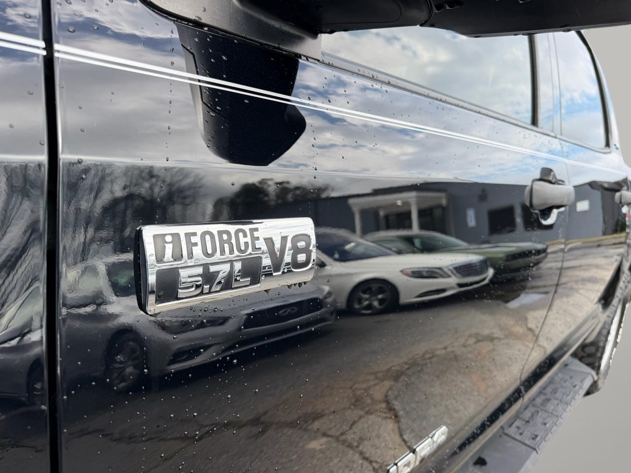 Toyota Tundra SR5 5.7L V8 CrewMax 2WD 2020