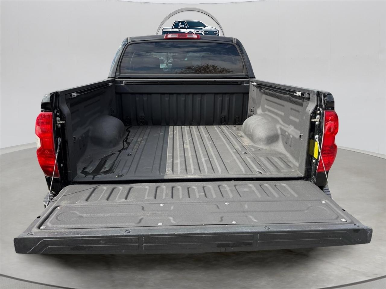 Toyota Tundra SR5 5.7L V8 CrewMax 2WD 2020