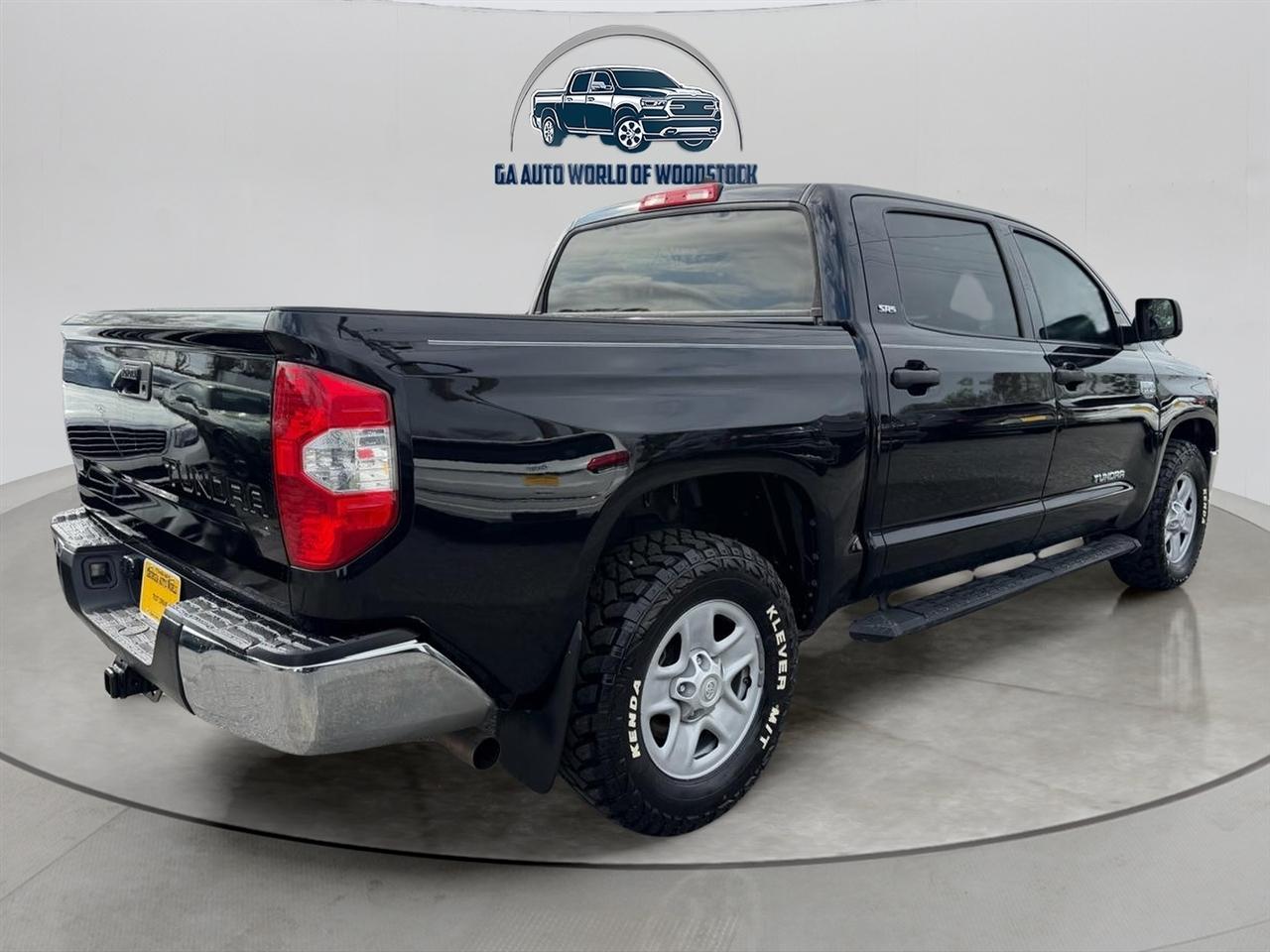 Toyota Tundra SR5 5.7L V8 CrewMax 2WD 2020