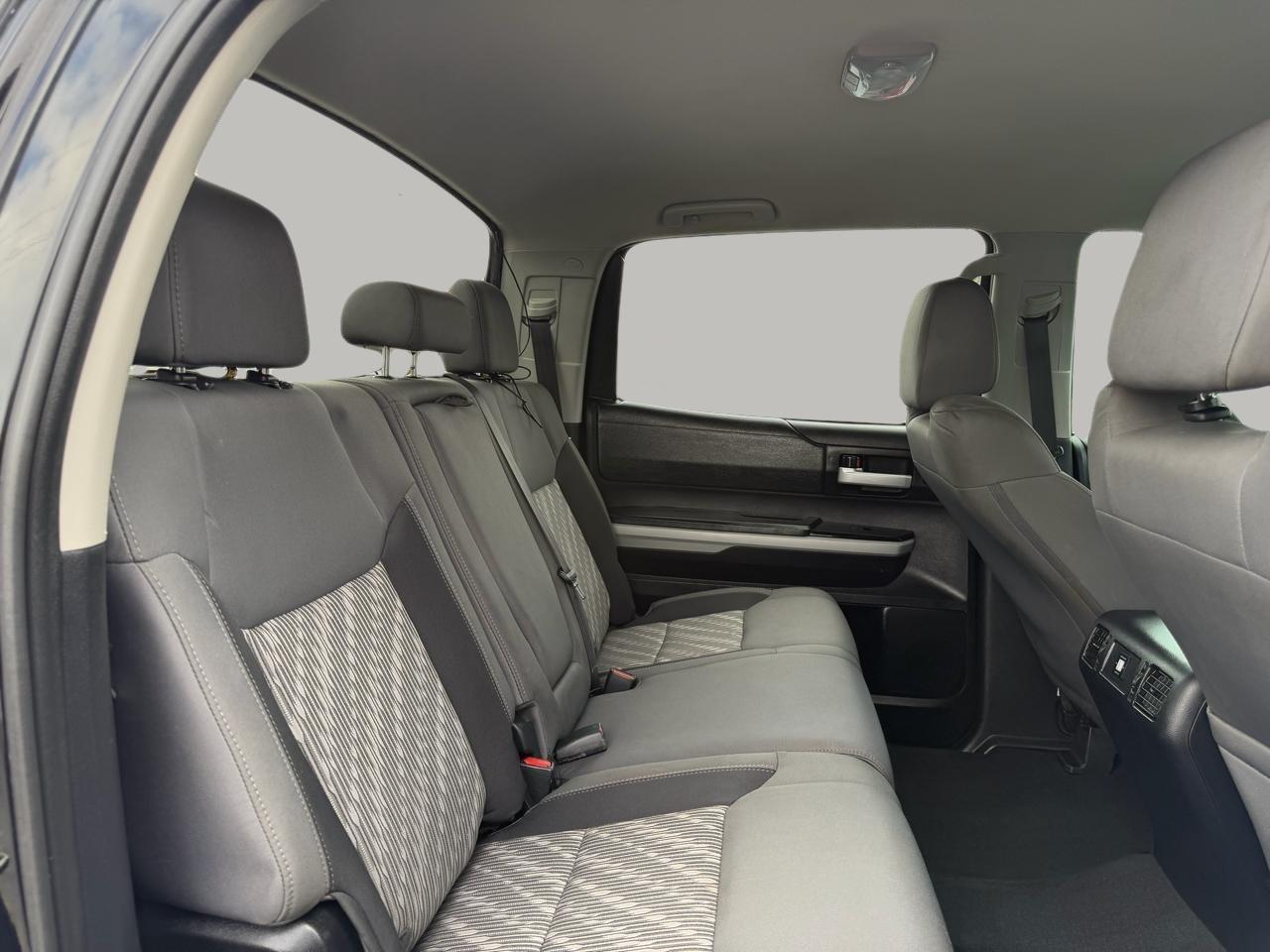 Toyota Tundra SR5 5.7L V8 CrewMax 2WD 2020