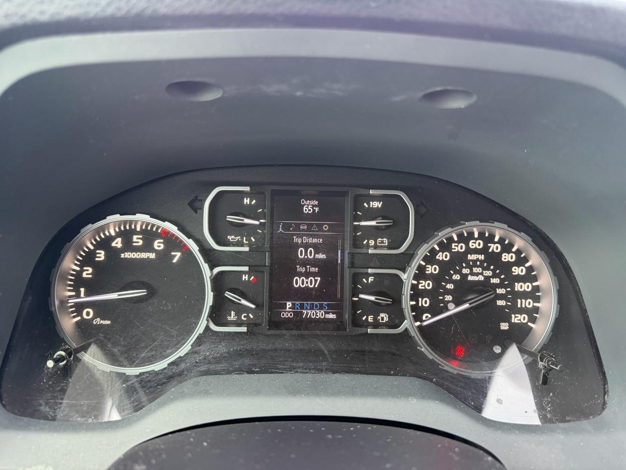 Toyota Tundra SR5 5.7L V8 CrewMax 2WD 2020