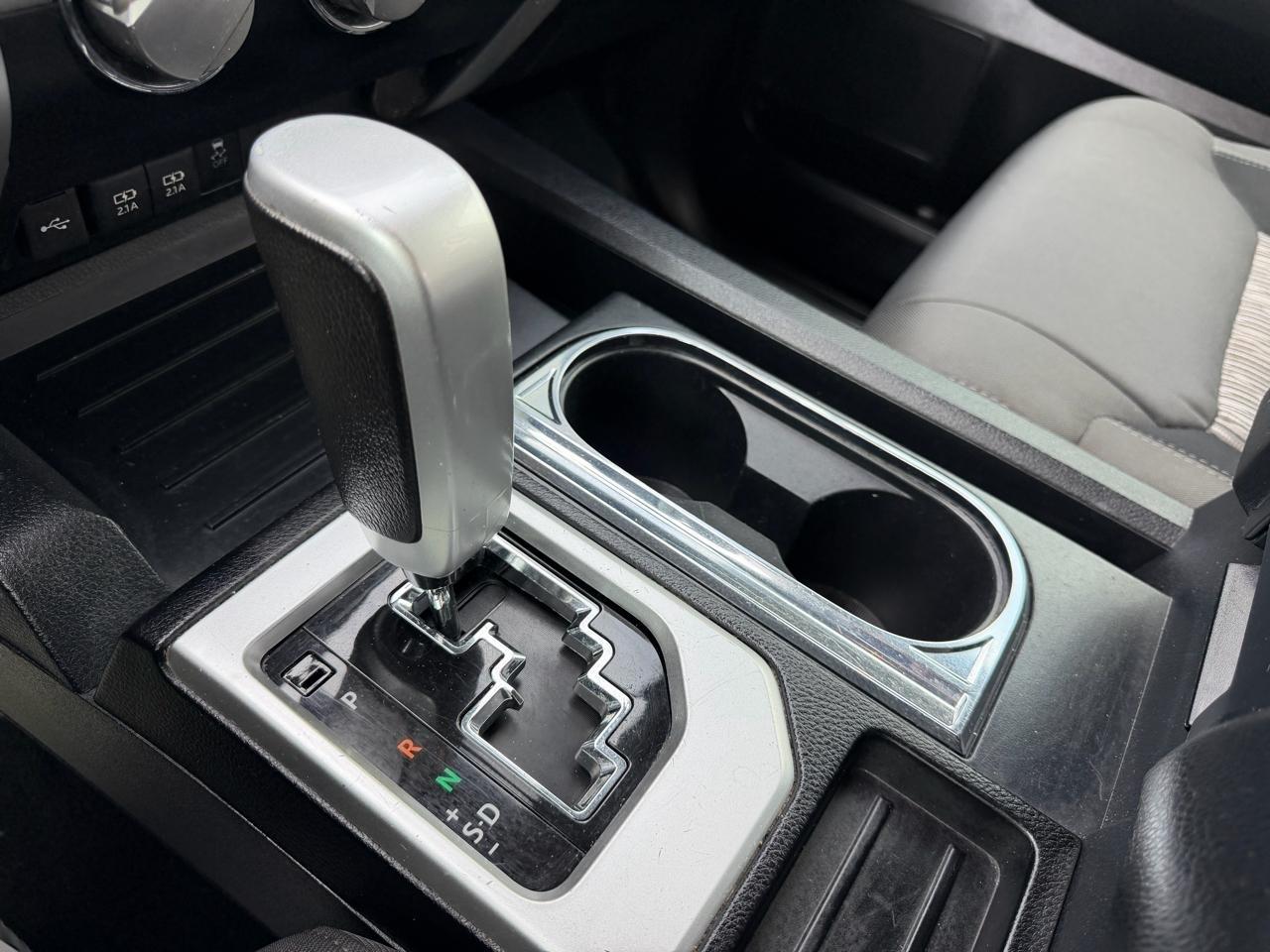 Toyota Tundra SR5 5.7L V8 CrewMax 2WD 2020