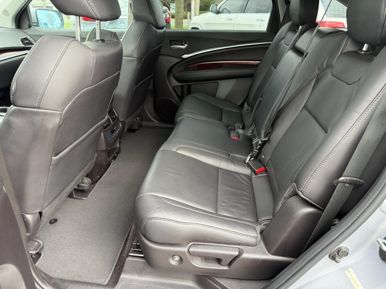 Acura MDX 4dr SUV w/Navigation 2016