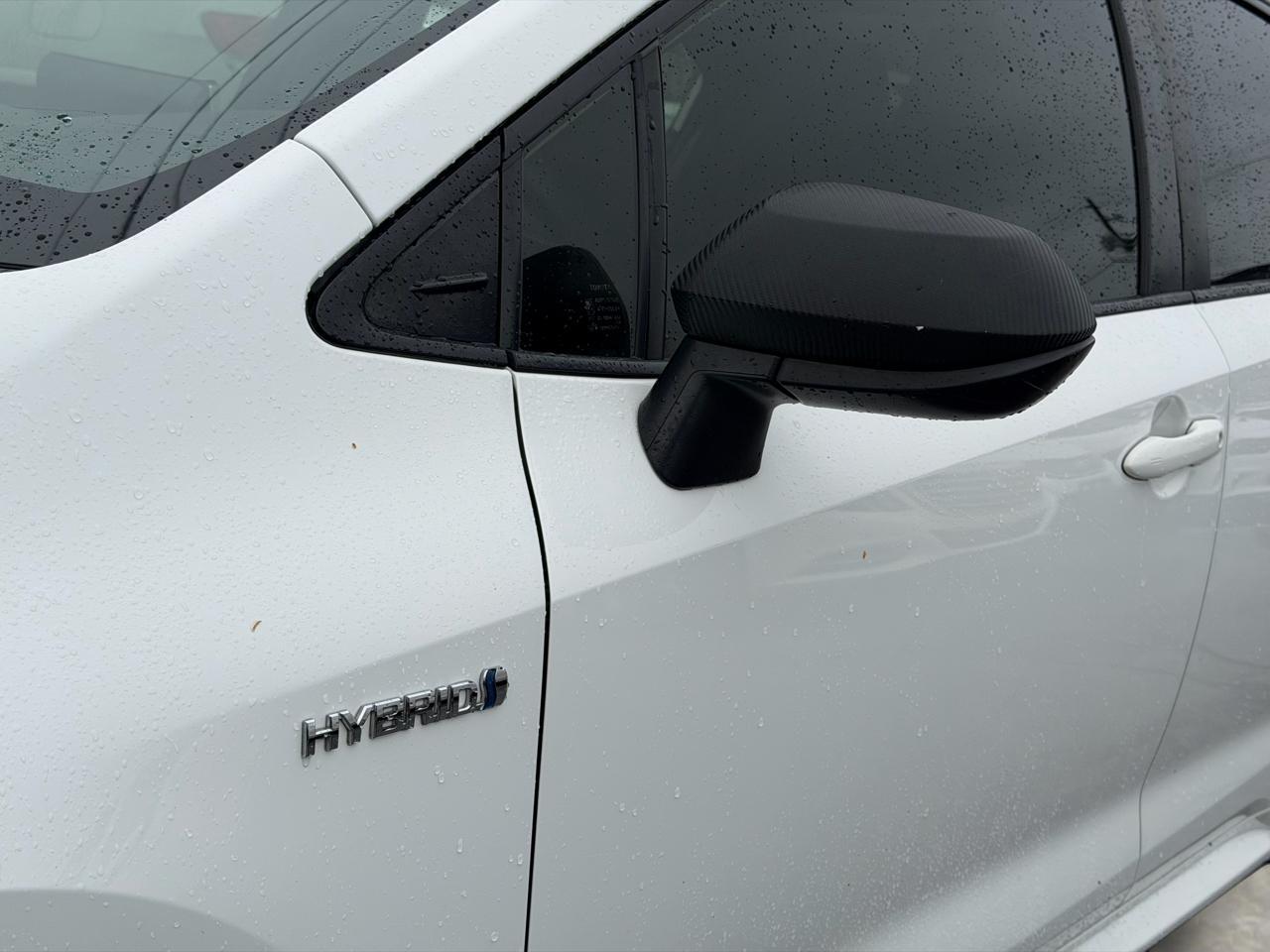 Toyota Corolla LE Hybrid 2020