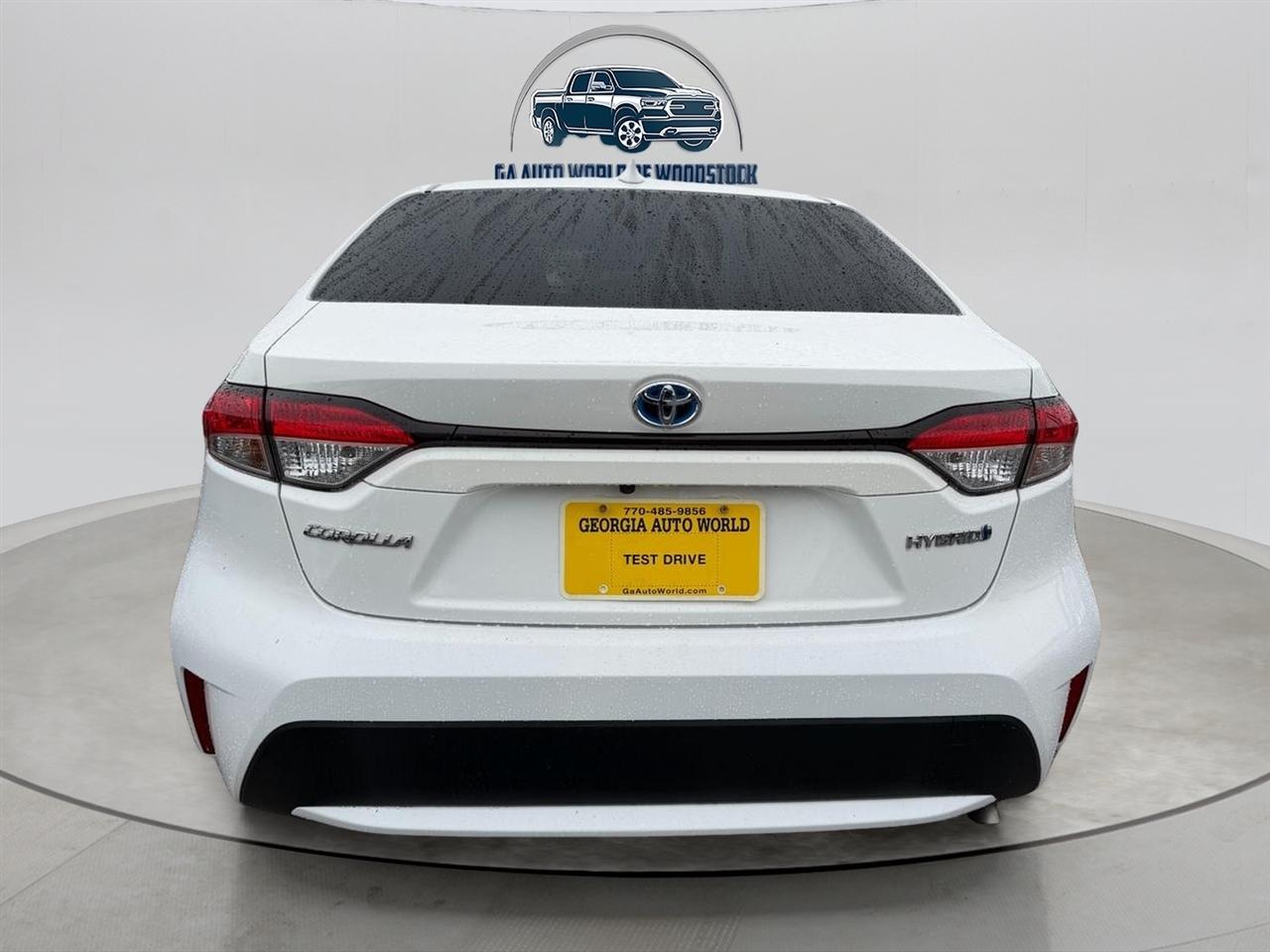 Toyota Corolla LE Hybrid 2020